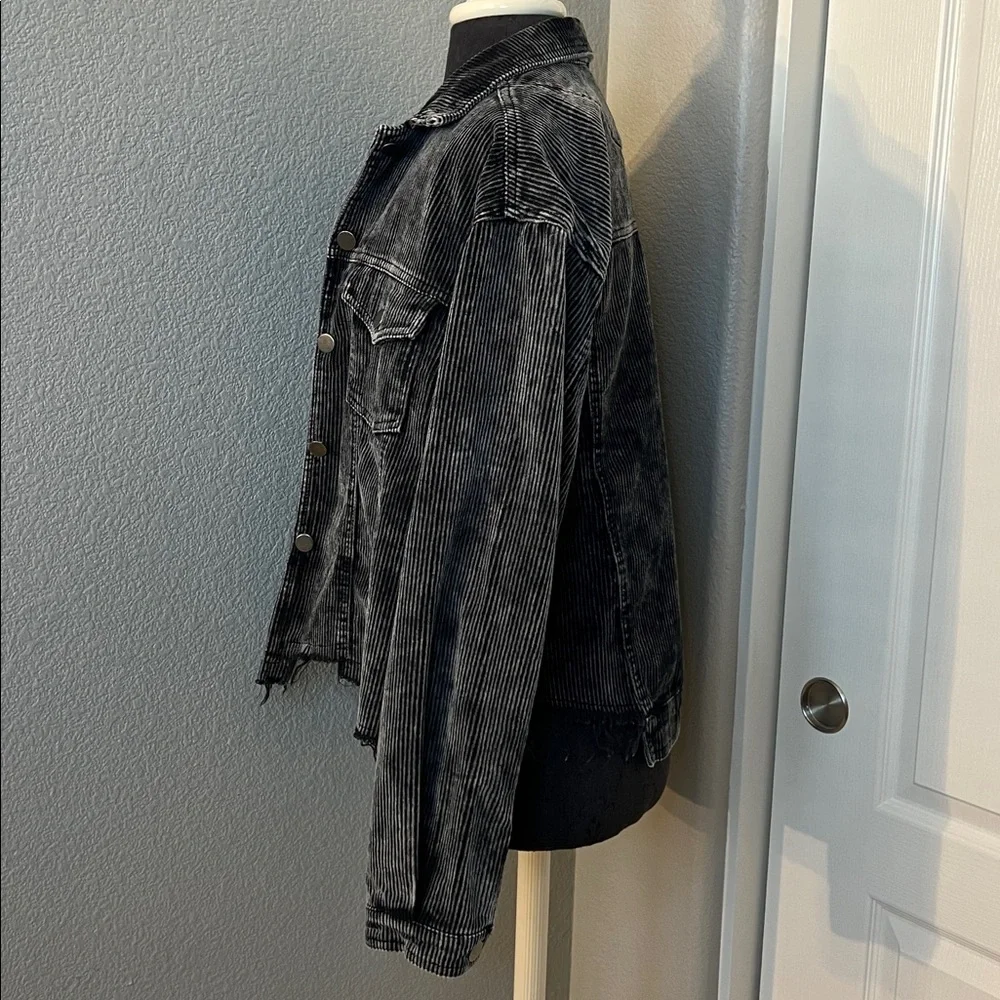 POL Corduroy Trucker Jacket – Black Size Medium - Picture 7 of 13